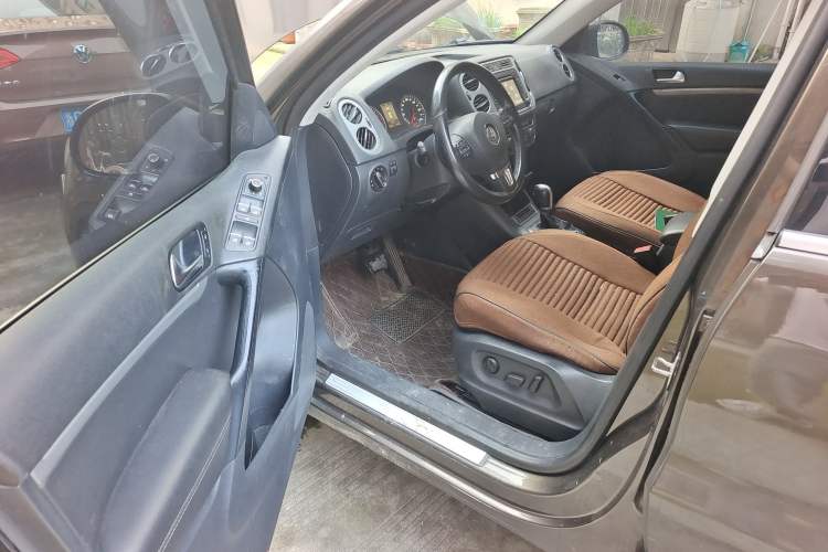 Used Volkswagen Tiguan 2013 2.0 TSI Automatic All-Wheel Drive Luxury Edition