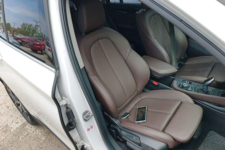 Used BMW X1 2020 sDrive20Li Fashion Model Right Front Seat