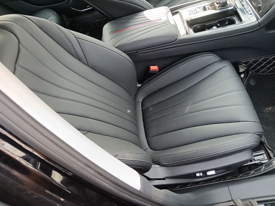 Hongqi H5 PHEV 2025 130 Super Hybrid Version — снимка 19