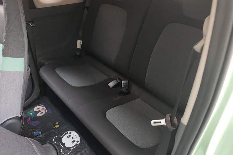 Used Wuling Hongguang MINIEV 2021 Macaron Premium Model – Lithium-NMC Left Rear Seat