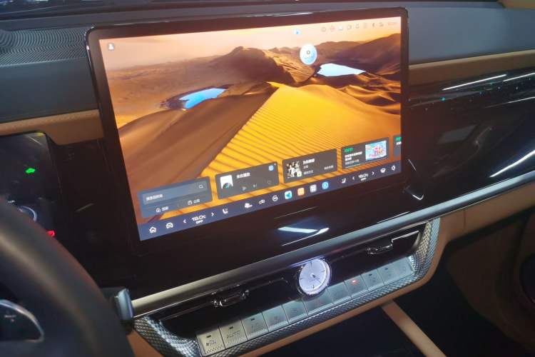 Used Tank 500 New Energy 2024 Hi4-T Audio And AC Panel