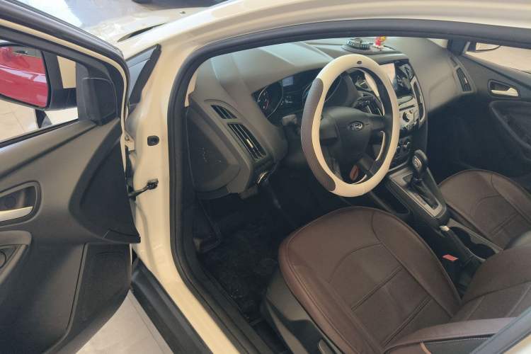 Used Ford Focus 2012 Hatchback 1.6L Automatic Comfort Model Driver Seat