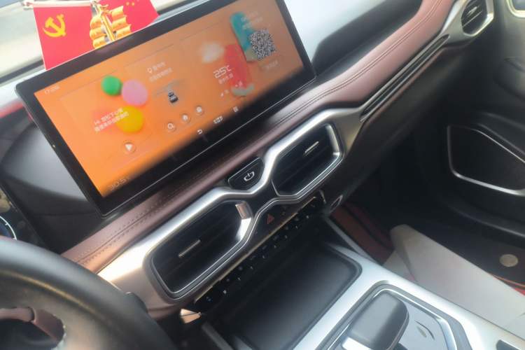 Used Geely Auto Haoyue 2022 1.8TD DCT Luxury 7-Seater Audio And AC Panel