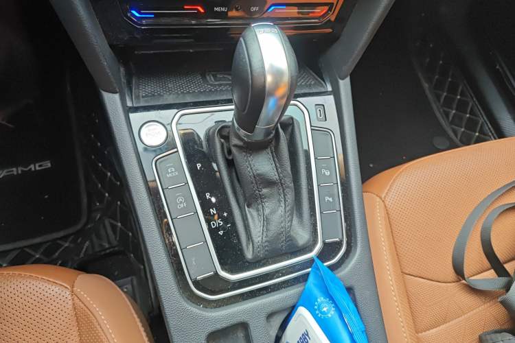 Used Volkswagen FAW-Volkswagen CC 2023 Hunting Vehicle 380TSI Hunter's Heart Edition
