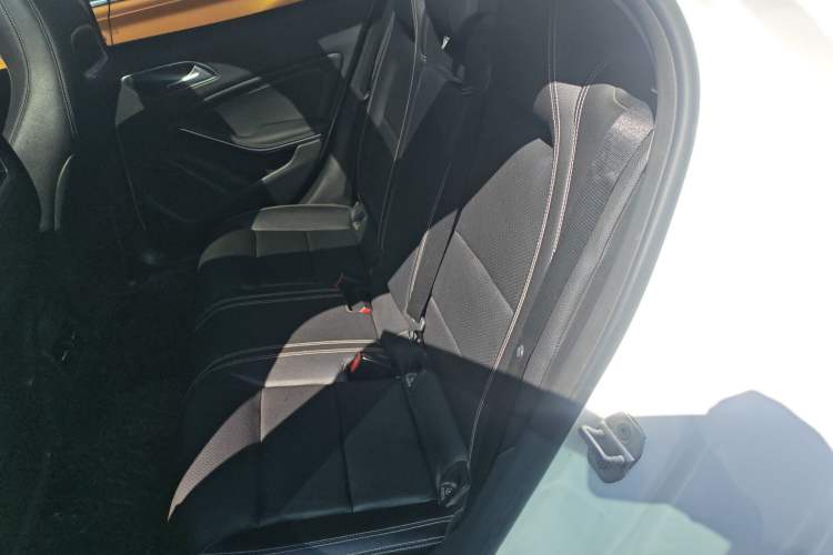 Used Mercedes-Benz GLA 2017 GLA 200 Sport Edition Left Rear Seat