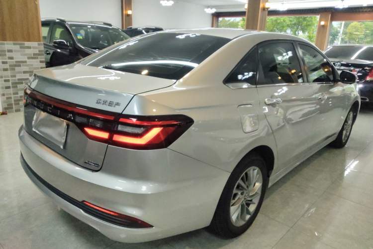 Used Venucia D60 2021 PLUS 1.6L XL CVT Yue Ling Edition
