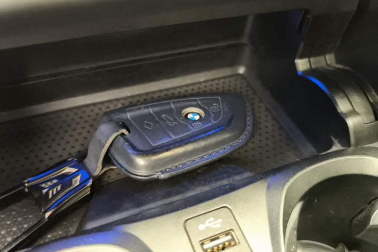 Used BMW 3 Series 2022 Restyled 325Li M Sport Night Edition Package Vehicle Key