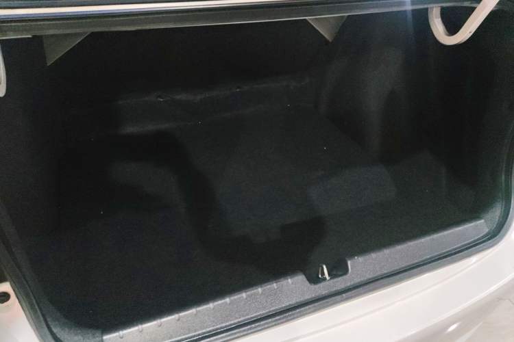 Used Honda Greiz 2016 1.5L CVT Classic Edition
