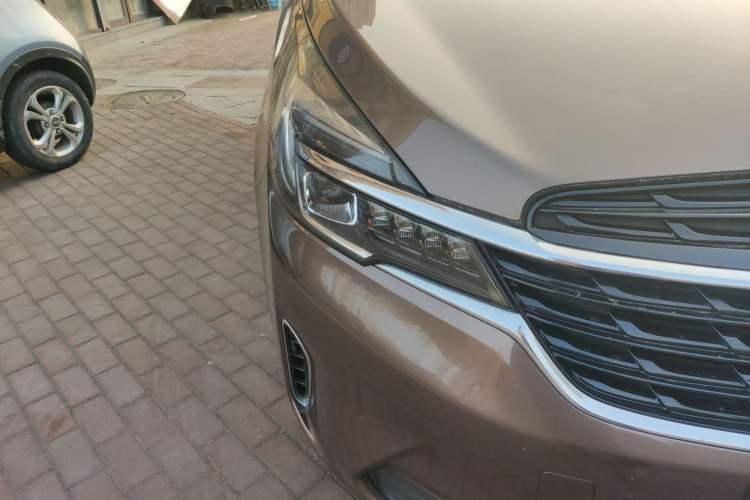 Used Buick GL8 2021 Land Cruiser Executive Class 652T Luxury Model
