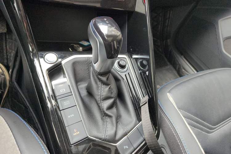 Used Volkswagen Tayron GTE Plug-in Hybrid 2020 1.4T Luxury Model Gear Lever
