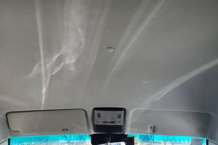 Used Jinbei Hiace X30 2021 1.5L Wealthy Single-Steaming Air-Conditioned Van China VI Standard SWC15M