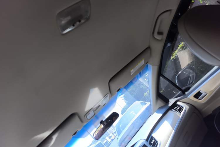 Used Honda Jade 2013 1.8L automatic Comfort version 5 seats