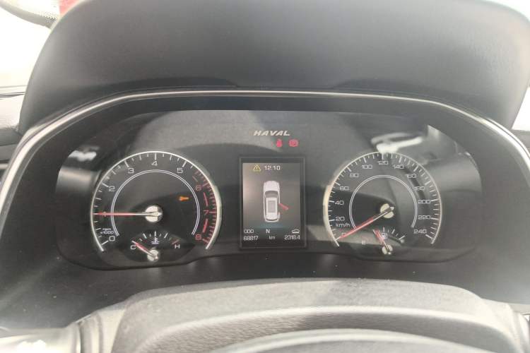 Used Haval H6 2017 Red Label 2.0T Automatic Two-Wheel Drive ZhiShang Model