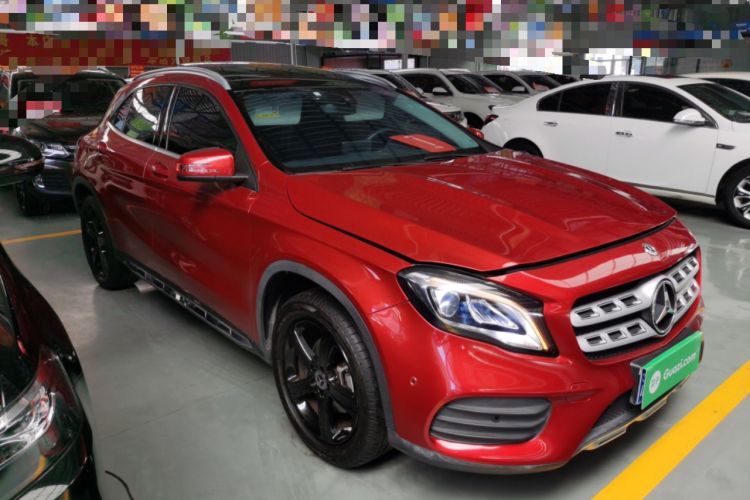 Used Mercedes-Benz GLA 2019 GLA 200 Fashion Model Front Right 45 Deg