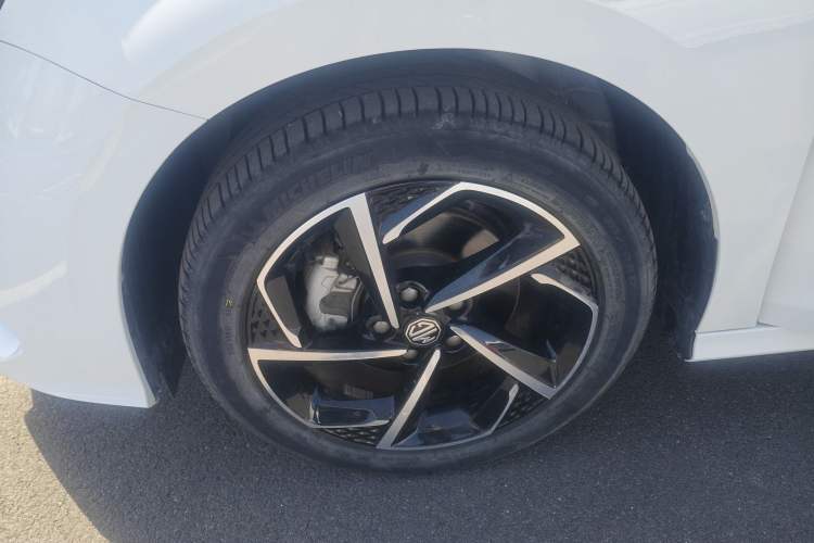 Used MG 5 2021 300TGI DCT Elegant Luxury Edition
