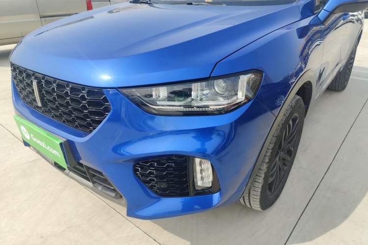 Used Wey VV5 2017 2.0T Ultra-Luxury Version
