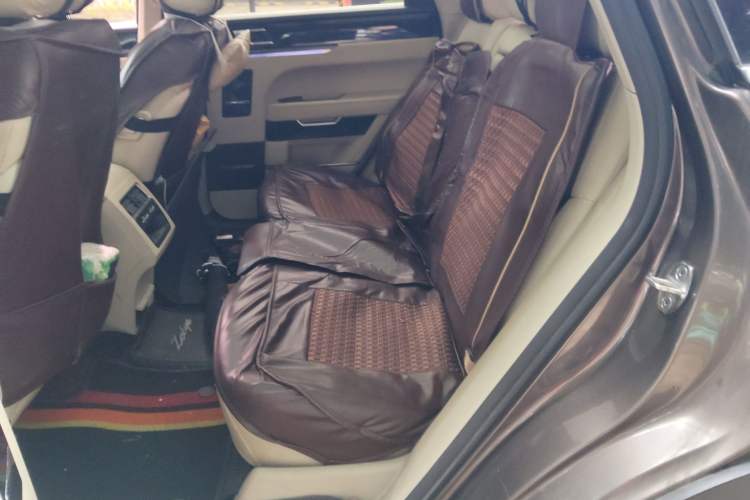 Used Zotye T700 2017 1.8T Dual-Clutch Luxury Model