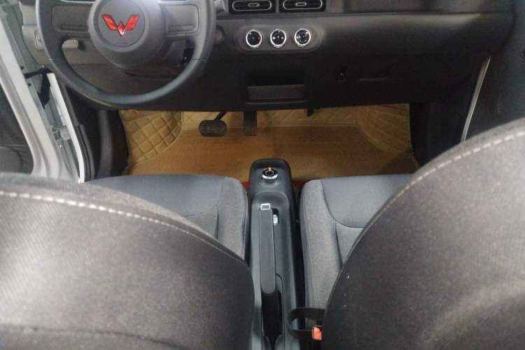 Used Wuling Zhiguang New Energy 2025 Comfort Model Gear Lever