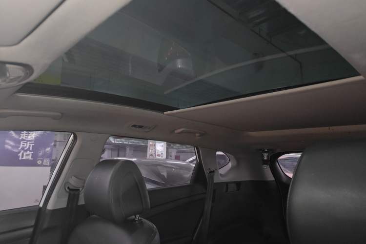 Used Hyundai Tucson 2018 1.6T Dual-Clutch Two-Wheel Drive 15th Anniversary Special Edition