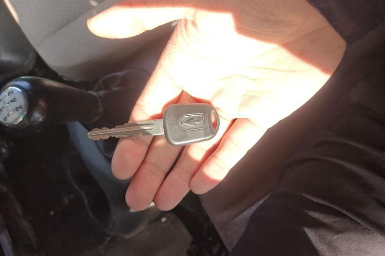 Used Jinbei Hiace X30 2020 1.5L Van Super-Enjoyment Model China VI Standard SWC15M
