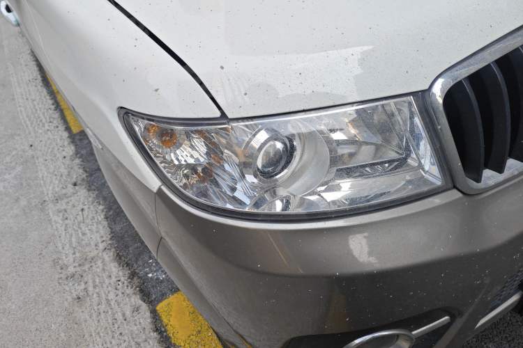 Used Jinbei Hiace X30 2021 1.5L Wealthy Van China VI Standard SWC15M
