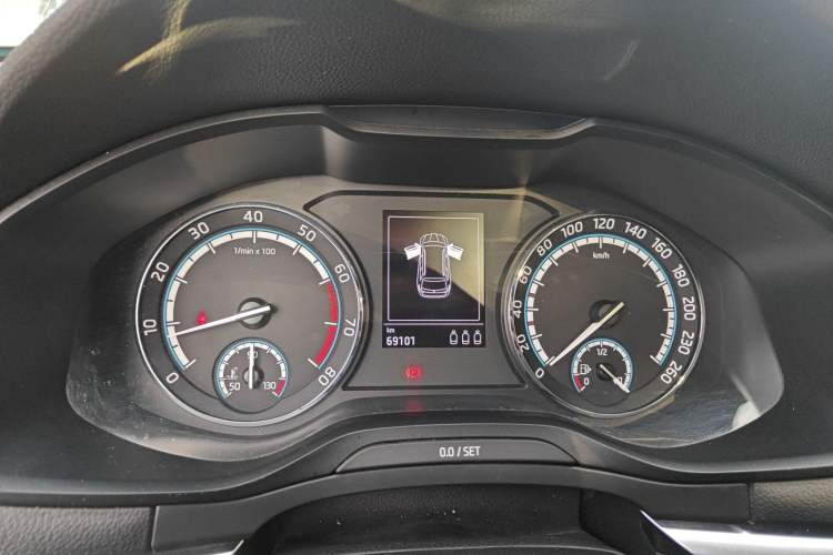 Used Skoda Karoq 2019 TSI280 SmartDrive Luxury Edition China VI standard