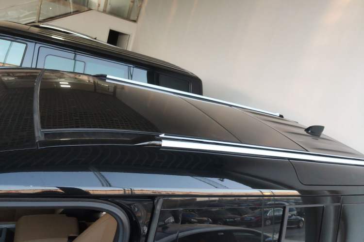 Used Land Rover Defender 2025 110 3.0T P400 – Dynamic HSE