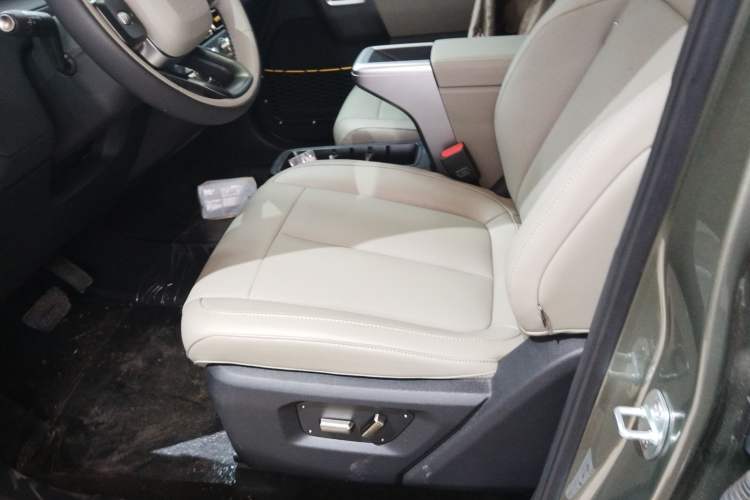 Used iCAR V23 2025 401 Two-Wheel Drive Advanced Edition
