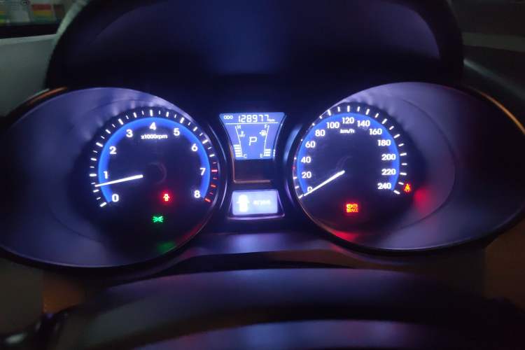 Used Hyundai Veloster 2012 1.6T Automatic Luxury Edition
