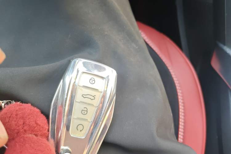 Used Geely Auto Emgrand X7 Sport 2022 Boyue X 1.8TD DCT ZhiZun Edition