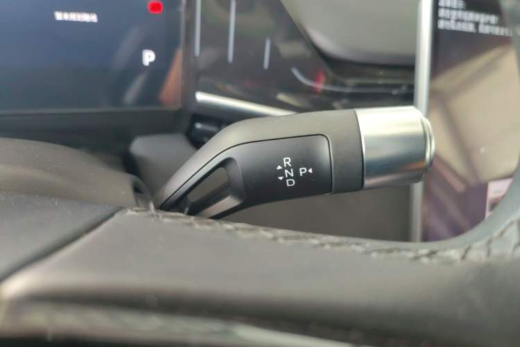 Used Geely Galaxy L6 2024 125km Creative Edition
