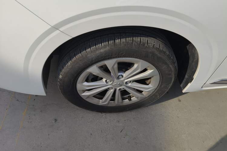 Used Wuling Jiachen 2022 1.5T Manual Comfort & Dynamic Version
