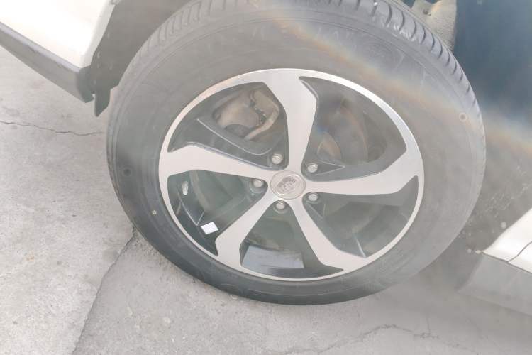 Used BYD S7 2015 2.0T Automatic Prestige Model