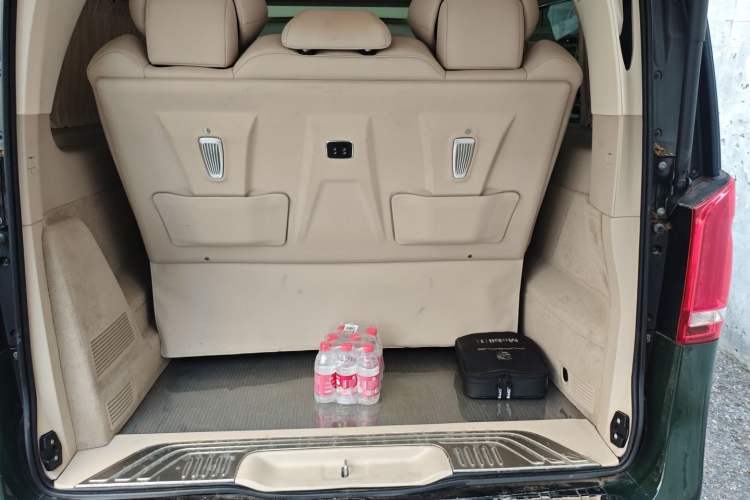 Used Mercedes-Benz V-Class 2022 V 260 L Long-wheelbase Luxury Edition