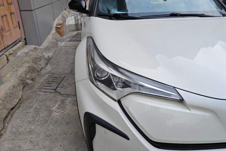 Used Toyota C-HR EV 2020 Luxury Sunroof Edition