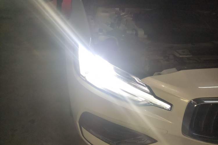 Used Volvo S60 2020 T4 Zhiyi Luxury Edition
