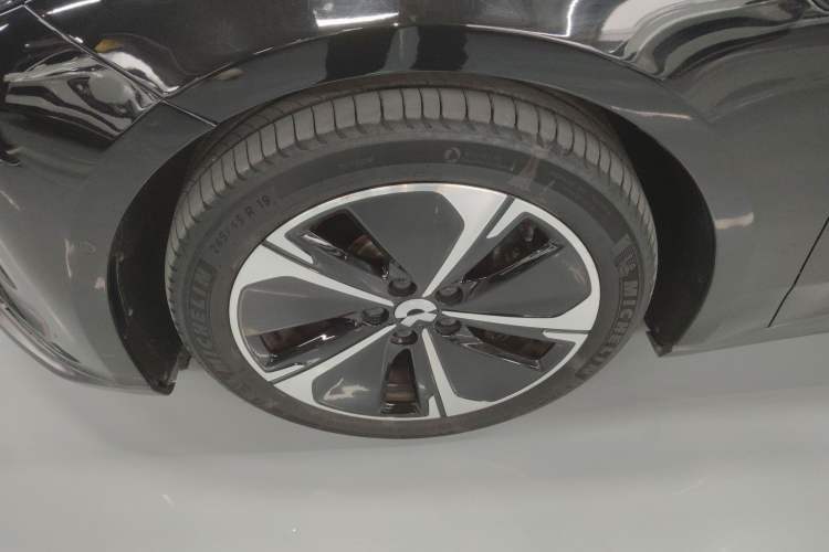 Used Nio ET5T 2024 75kWh Touring Left Front Wheel Hub