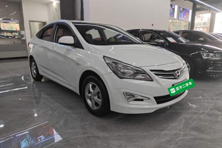 Used Hyundai Verna (older generation) 2016 1.4L Manual Smart GLS Trim