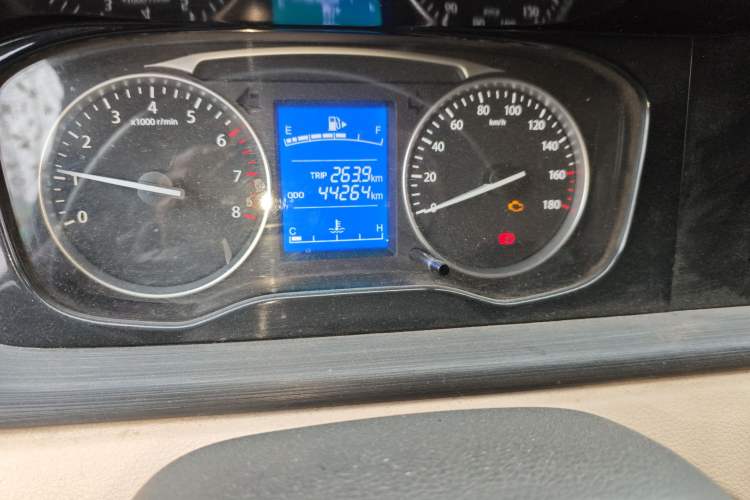 Used CHANGAN KUAYUE Xing V3 2022 1.5L Gasoline Enjoyment Model 2-Seat Van JL473QH Odometer Close Up