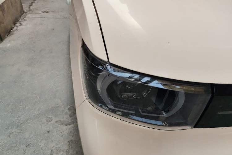 Used Wuling Hongguang MINIEV 2022 Enjoy Edition Lithium Iron Phosphate Right Front Headlight