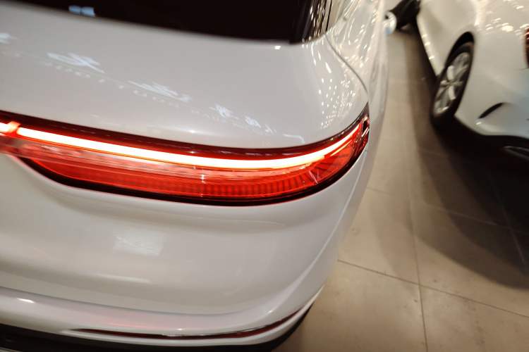 Used Lincoln Corsair 2021 2.0T Two-Wheel Drive Deluxe Edition