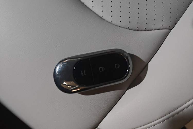 Used Leapmotor C11 2023 Range-Extended 180 Comfort Edition Vehicle Key