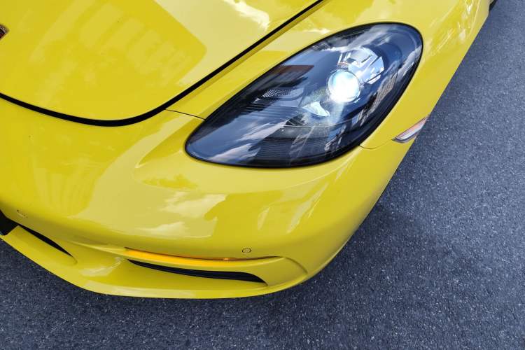 Used Porsche 718 2018 Boxster 2.0T
