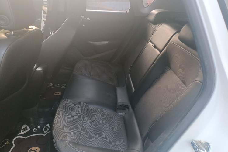 Used Buick GT 2012 XT 1.6L Automatic Fashion Edition Left Rear Seat