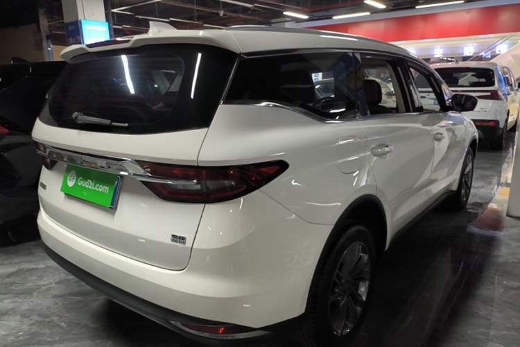 Used Geely Auto Jiajie 2022 1.8TD DCT Platinum Luxury Edition Rear Right 45 Deg