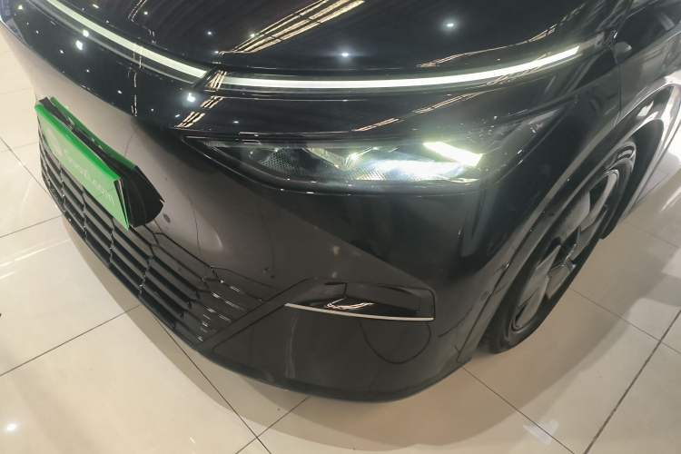 Used XPeng X9 2024 702 Ultra-Long Range Pro Left Front Headlight