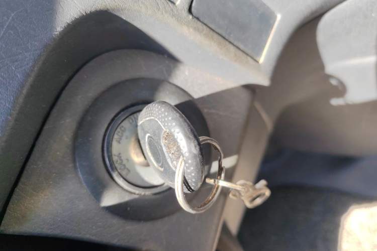 Used Jinbei Express 2018 2.0L Standard Version V19