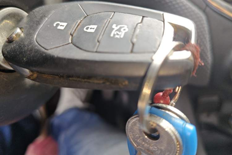 Used Chevrolet Cruze 2017 1.5L Manual Pioneer Edition
