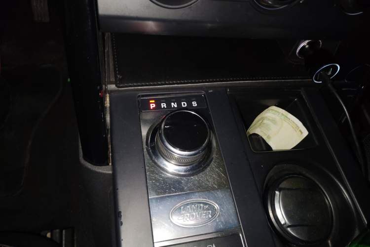 Used Land Rover Discovery 2018 3.0 SC V6 SE