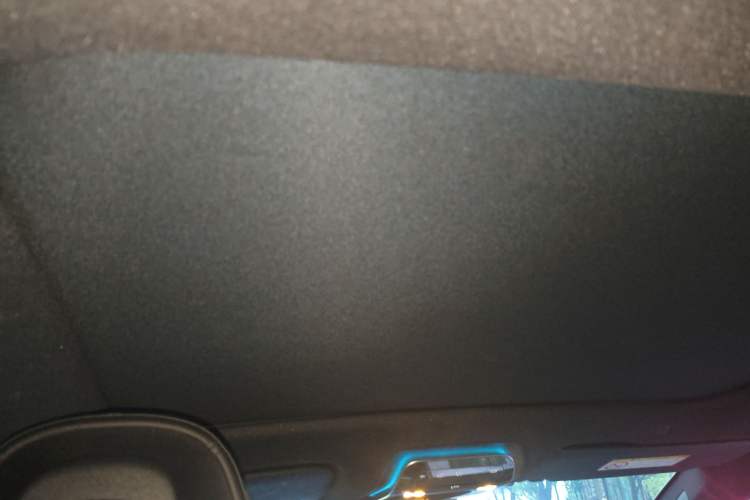 Used Mercedes-Benz EQE 2022 350 Luxury Edition Headliner